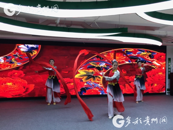 （市州）贵阳市开展2019年"我们的节日·中秋"诗歌赏析会