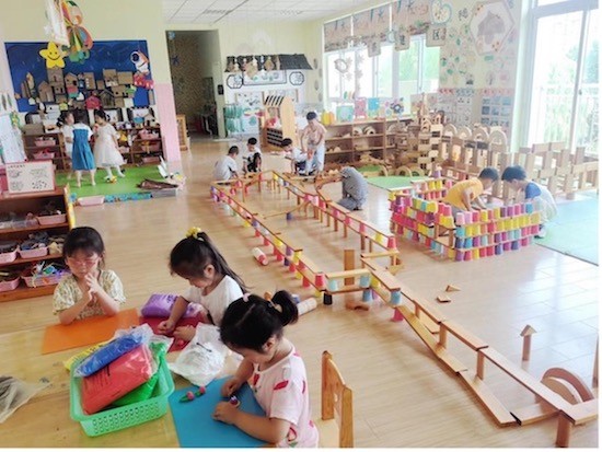 搭出精彩 建构童年——青岛市城阳区河套街道中心幼儿园搭建社团活动 搭出精彩 建构童年——青岛市城阳区河套街道中心幼儿园搭建社团活动