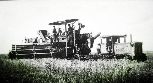 #新疆日报#【70年·新疆民生变奏曲】新疆农耕变奏曲：从“万