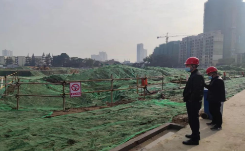 (转载)成都青白江区以“补、改、提、塑”发力 全面推进“绿色标杆工地”建设