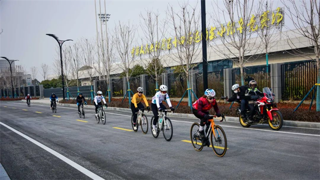 2022中国·环秦岭第六届自行车联赛开赛_fororder_图片1