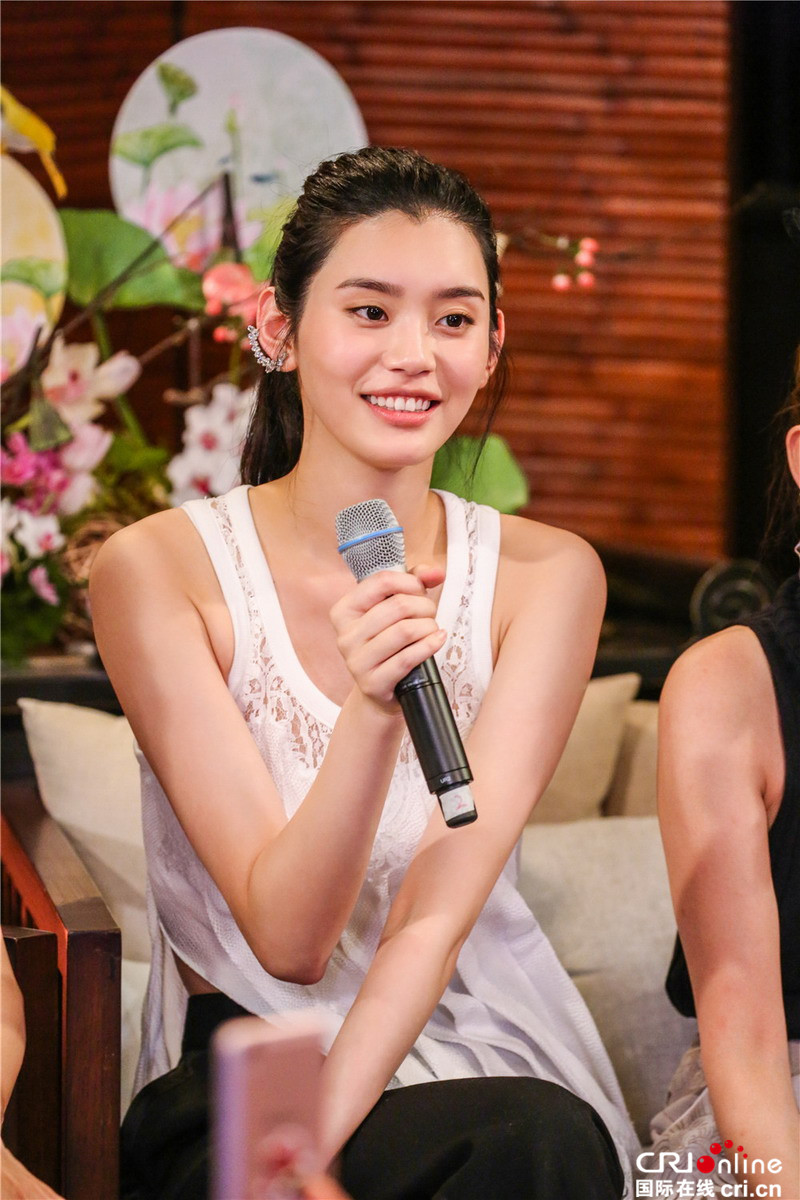 费玉清加盟《我们来了》偶像之家开启疯狂K