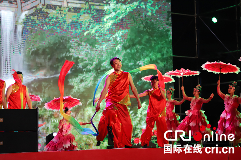“2019中国·北镇葡萄文化节”盛会演绎别样精彩