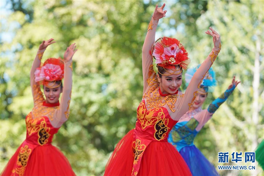 [新华网]北京世园会迎来“新疆日”