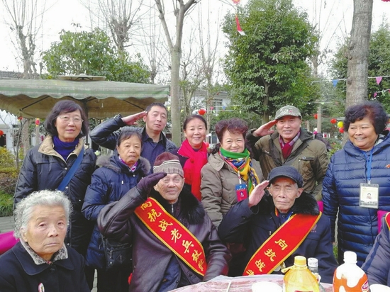 （焦点图，导航成都，移动端）一生亲历数次大战 百岁川籍抗战老兵吴成吉“归队”