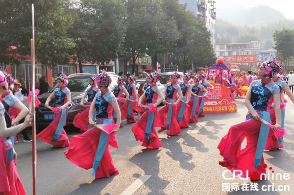 图片默认标题_fororder_巡演摄影何芳2