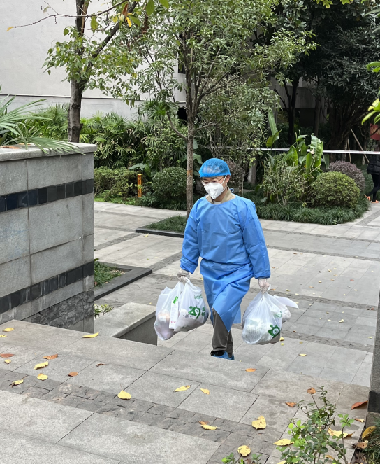 【原创】重庆市卫生健康执法总队党员干部在疫情防控中彰显责任担当_fororder_图片3(1)