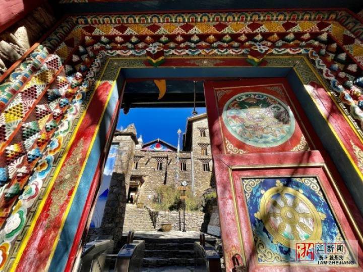 雪山、草原、花海、节日……在深秋的阿坝感受最淳朴的自然脉动