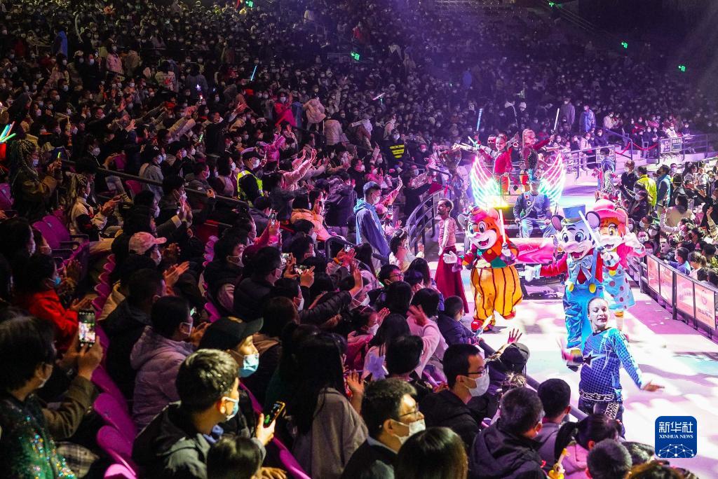 元旦假期消费市场盘点:人气渐旺,暖意渐浓 元旦假期消费市场盘点:人气渐旺,暖意渐浓