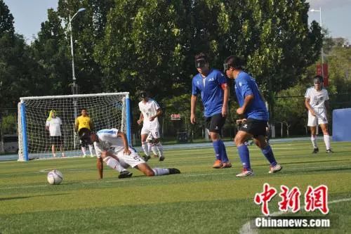 中国新闻网@从双目失明到全国冠军，这个爱笑的小伙经历了什么？