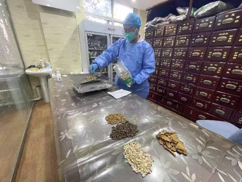 (转载)西安碑林区32家发热诊室(门诊)建成投用_fororder_微信图片_20221218134431