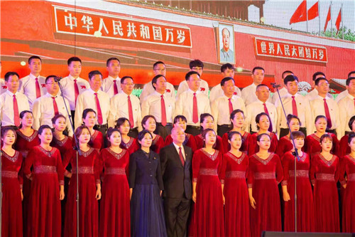 【黑龙江】【供稿】哈尔滨市依兰县千人歌唱 庆祝中华人民共和国成立70周年
