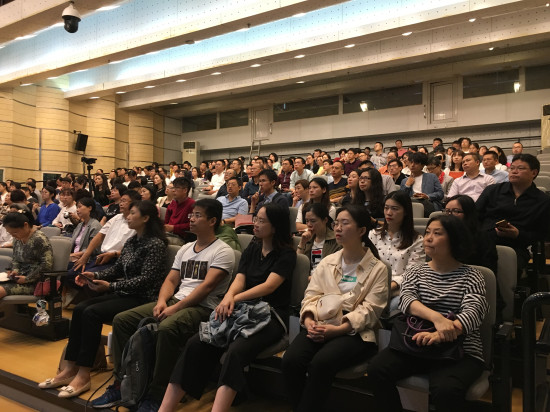 【CRI专稿 列表】如何保存老照片 重庆中国三峡博物馆邀国际专家分享诀窍