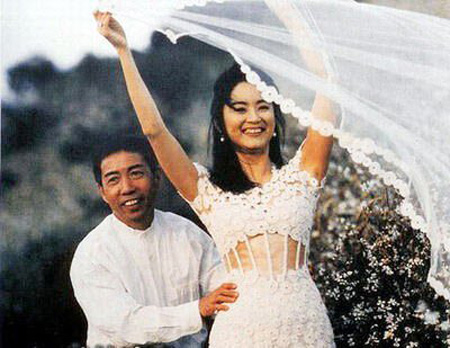 王宝强起诉离婚马蓉能分半亿 美女嫁丑男各有所图