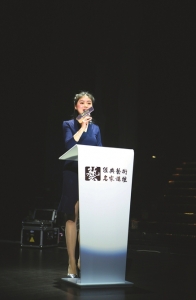 （两会专题-代表委员说）四川95后女生当选全国人大代表：我已经准备好