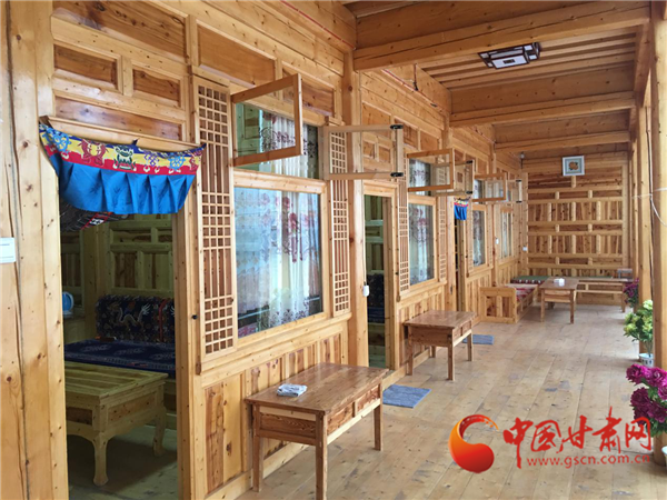 [中国甘肃网]脱贫攻坚地方行丨碌曲县贡去乎村：生态旅游铺就幸福