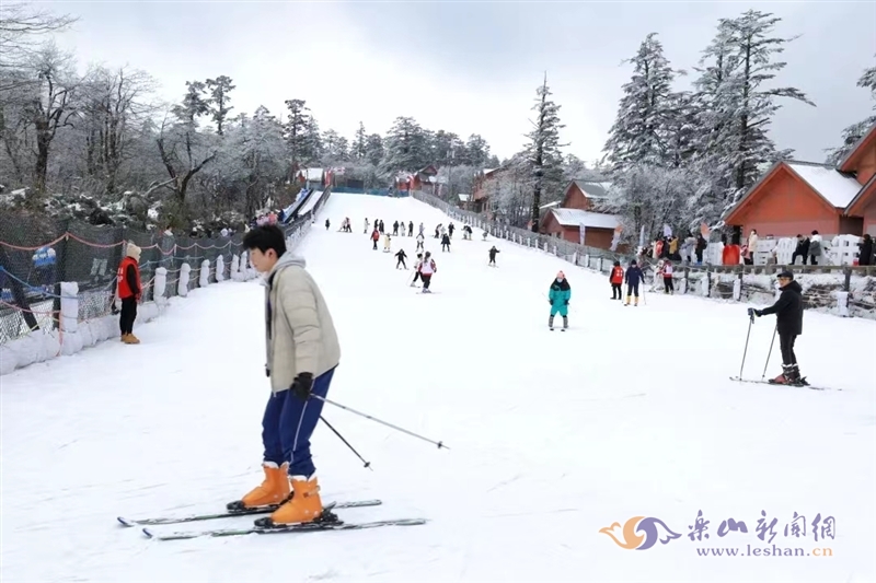 (转载)406.16万人次!乐山文旅迎来新年“开门红”