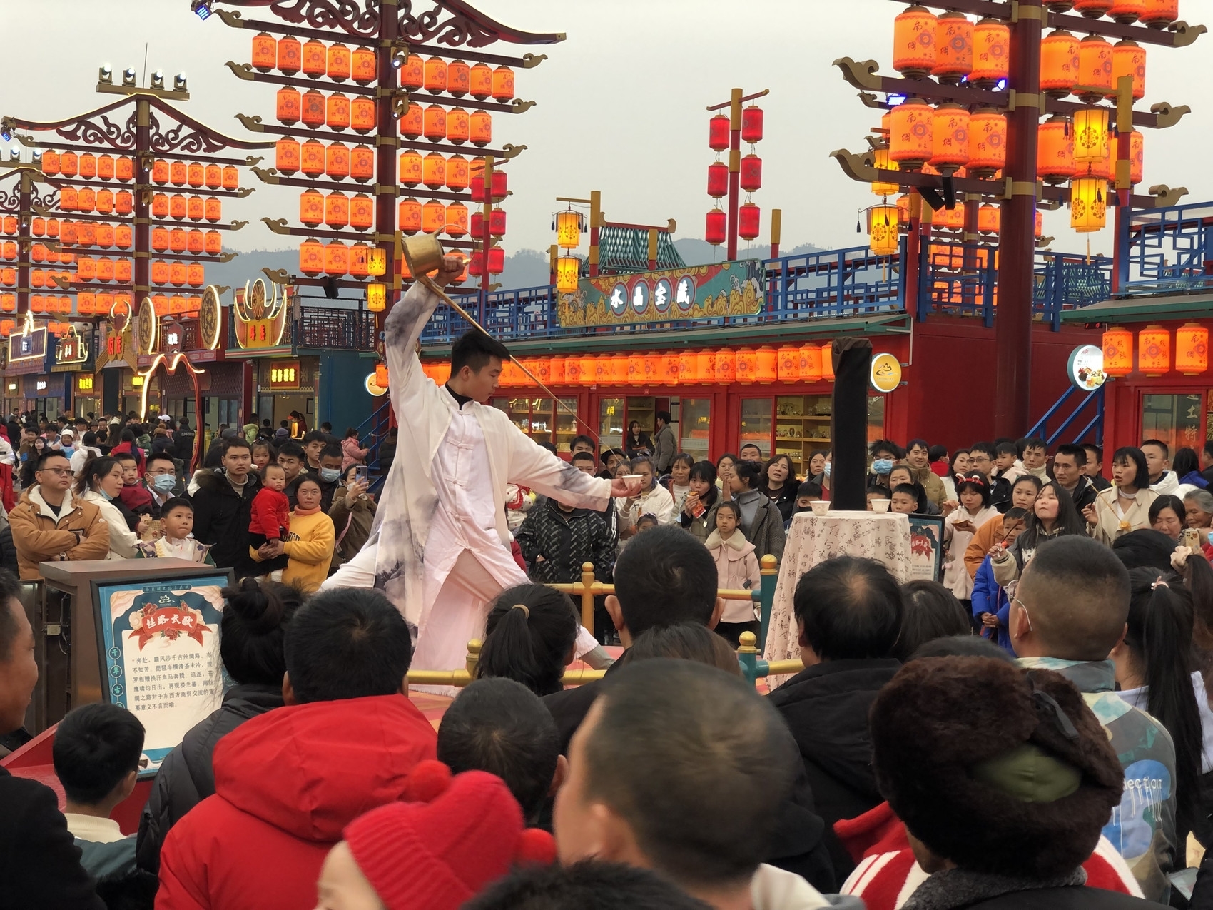 (转载)旅游接待人数全国第一!兔年新春5300余万人次游四川