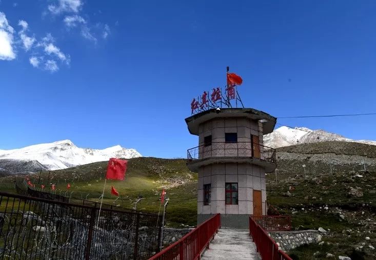 #新华日报#海拔最高的边境派出所里，有一群“最可爱的人”