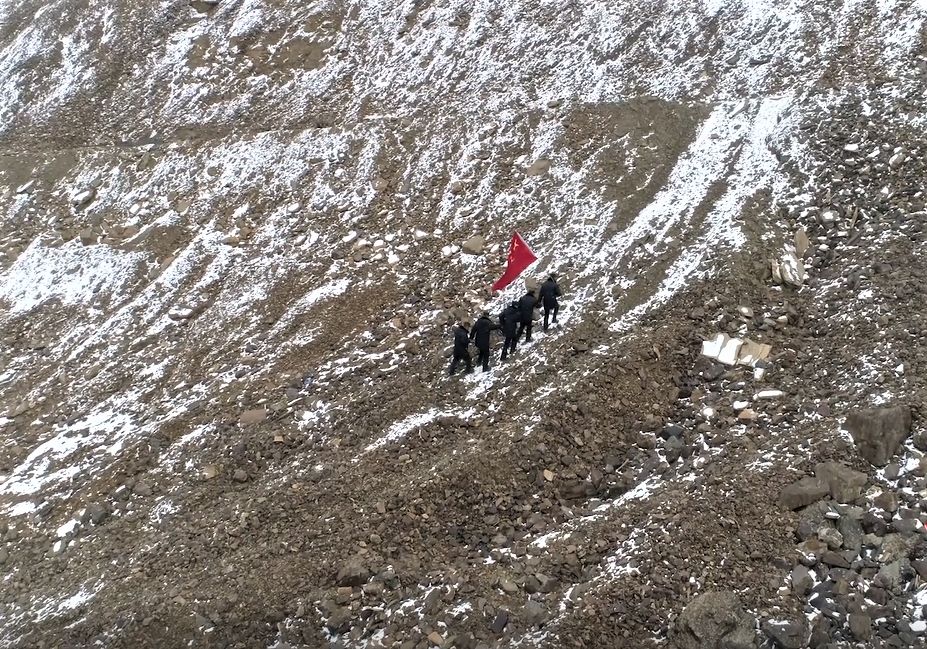 #新华日报#海拔最高的边境派出所里，有一群“最可爱的人”