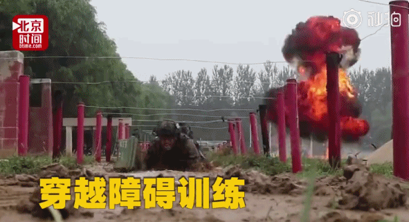 央视新闻：最帅“成人礼”！父母观看武警特战终极考核感动落泪