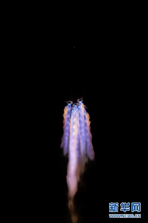 「新华网」我国成功发射两颗北斗三号卫星 北斗系统“一箭双星”