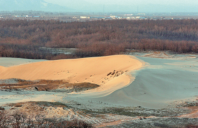 秦皇岛：沙漠与大海的吻痕