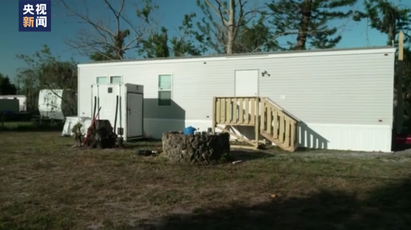 美国政府援助延误 受飓风“伊恩”影响的民众无家可归