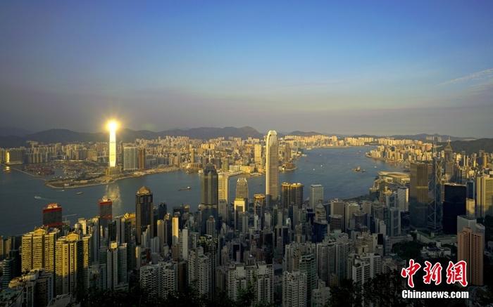 述评：向前看，香港正迎来黄金机遇