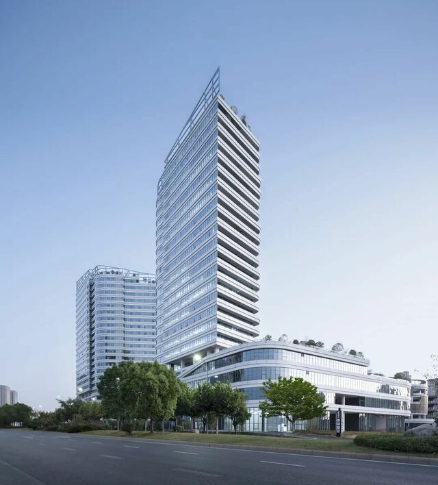 英国杰典建筑 | 与自然共生 与城市对话:上饶建筑科技产业园 英国杰典建筑 | 与自然共生 与城市对话:上饶建筑科技产业园