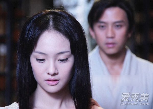 郑爽发型蜕变史：从楚雨荨到贝微微一路都很美