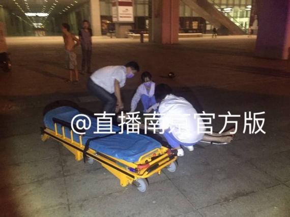 德云社张云雷疑跳桥自杀 原名张磊系德云社四公子之一