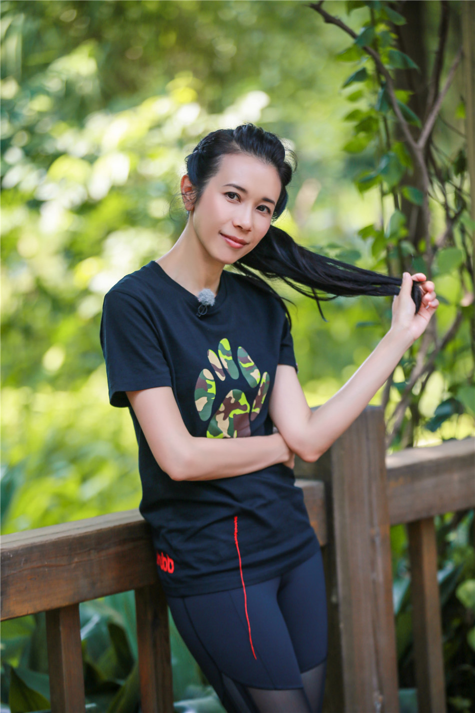 《我们》汪涵谢娜花式作弊 惹刘嘉玲抗议