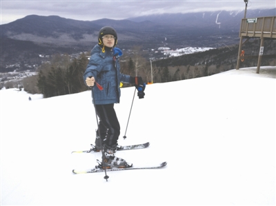 （今日热点3，导航成都，移动端）石墨烯超导突破 成都出生的96年博士两登《自然》