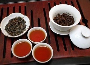 法院巧审“打假案”:千余元“大红袍”索赔上千万