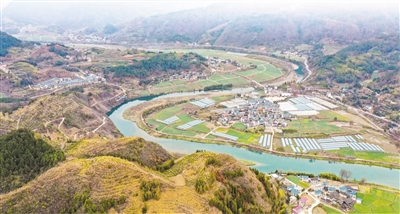 【转载】【乡村振兴专题】外国青年走读中国:4年时间,我见证了甘肃农村之变_fororder_5