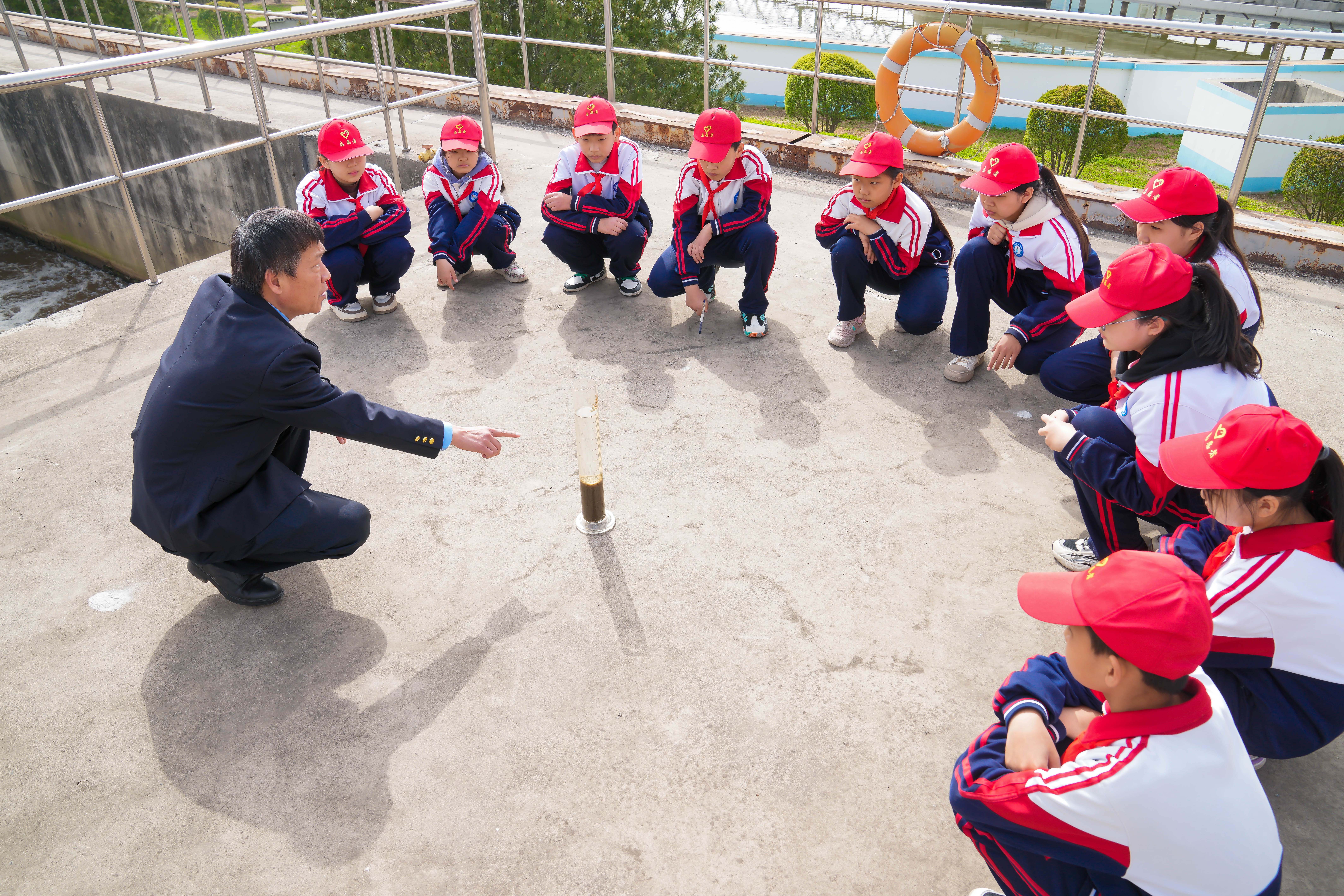 河北冀南新区组织小学生开展“世界水日”教育科普活动_fororder_2