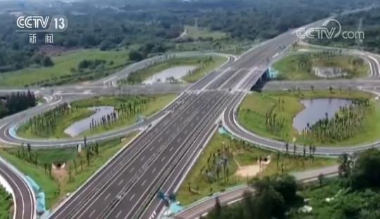 【央视网】交通运输部：11月启动取消省界收费站联调联试