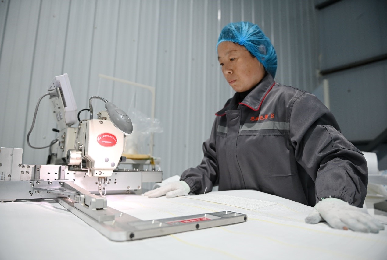 河北邯郸:返乡创业带领乡亲闯出致富路_fororder_4