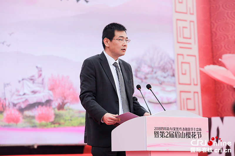 图片默认标题_fororder_四川省政府副秘书长牛晓峰