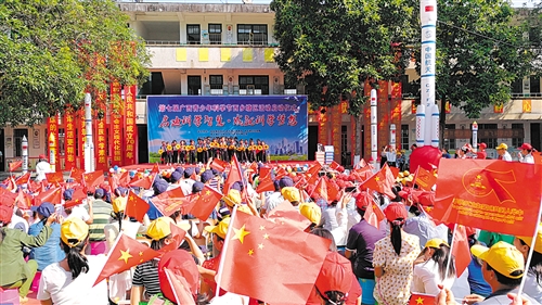 南宁：花式糯米饭献上特别祝福