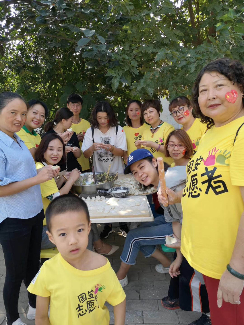 固安志愿者包刚：用志愿服务温暖人心，让固安的下一代更融合