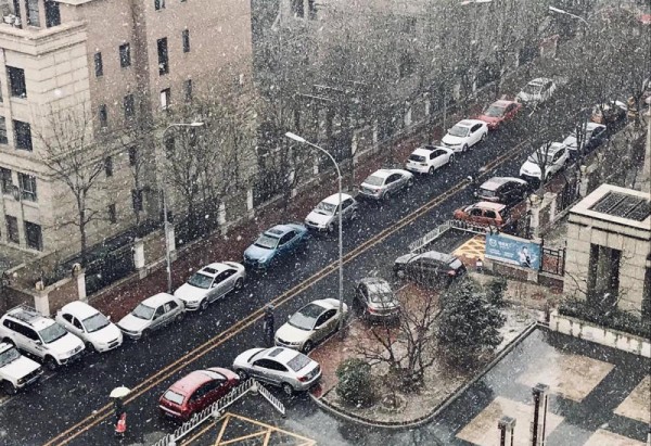 北京终于下雪了，朋友圈被晒雪刷屏(组图)