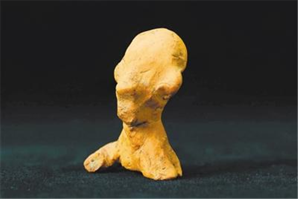 天门石家河陶塑上发现4000多年前人类指纹_fororder_02