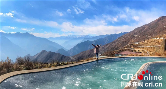 图片默认标题_fororder_5、浮云牧场