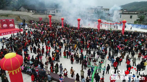 图片默认标题_fororder_玉屏镇第三届猪儿粑美食文化节现场（拍摄-陈静）