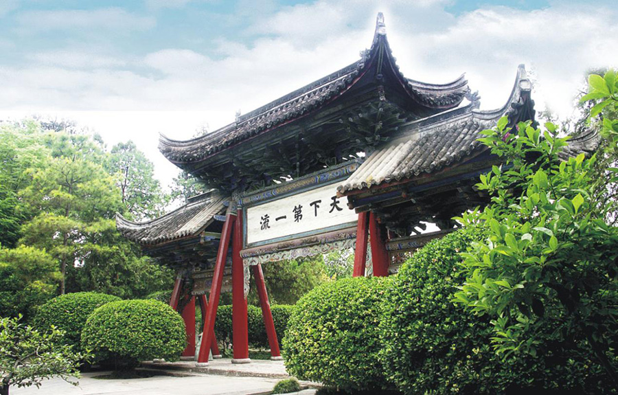 三国の聖地で菜の花に魅了＝陝西省勉県