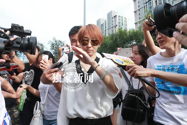 杨慧披露离婚内幕：凭女人敏锐发现宋喆出轨