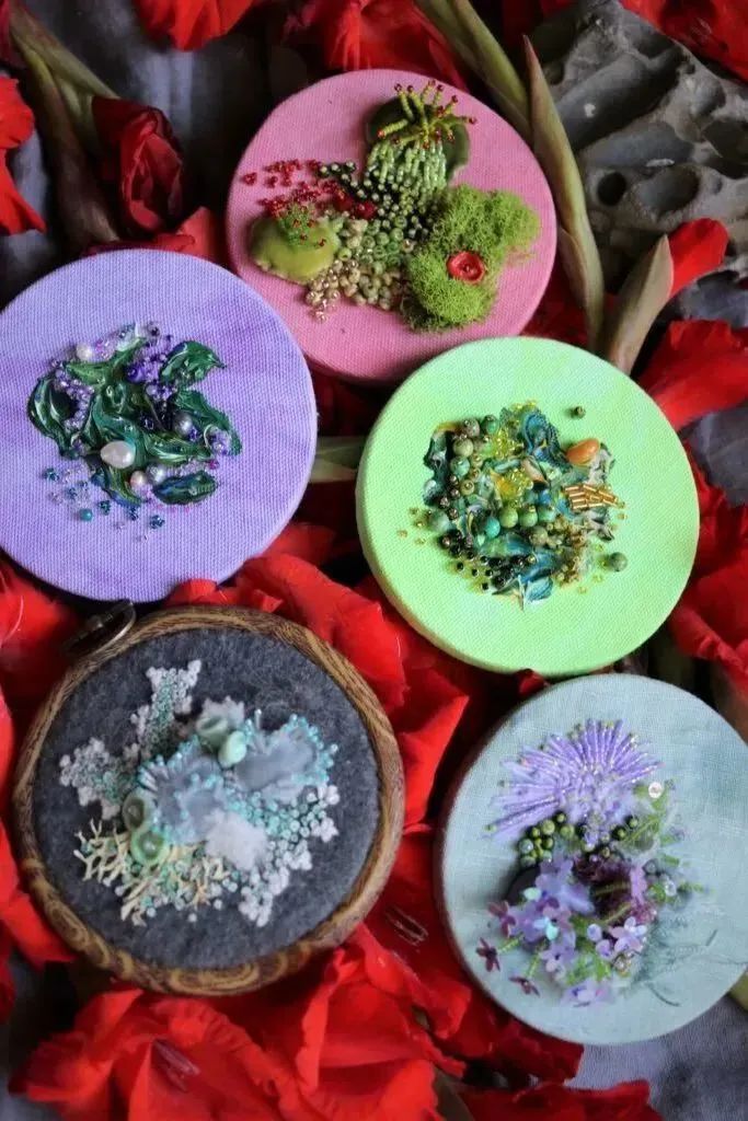 球拍、苔藓、蝴蝶,这些都是新的刺绣载体 球拍、苔藓、蝴蝶,这些都是新的刺绣载体