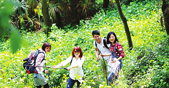 （焦点图，导航成都，移动端）踏遍青山 徒步爱好者的“自虐之路”
